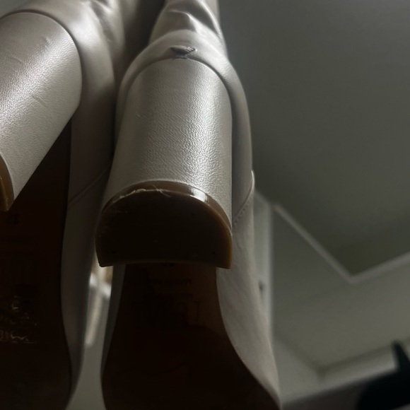 Toral boot off white size 37 barely worn - Picture 3 of 9